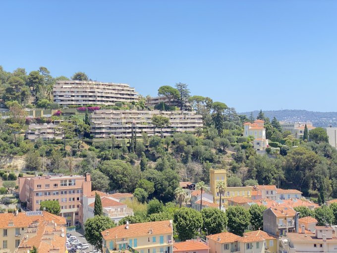 Ventes aux enchères (…)