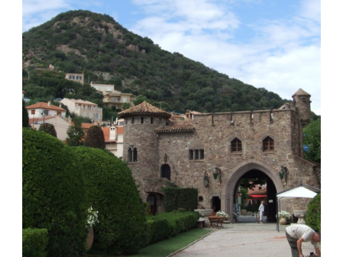 MANDELIEU LA NAPOULE (…)