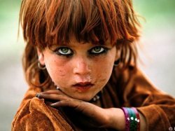 Le photographe REZA révèle ses « Fenêtres de l'âme » à la Corse jusqu'au 30 septembre 2013