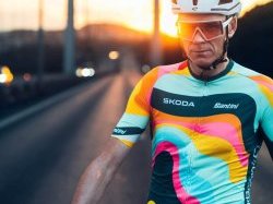 Christopher Froome invité d'honneur de la dernière ascension des Cols Connectés 2026