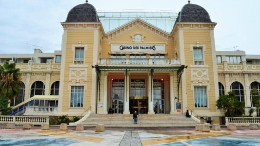  A Hyères, le Casino des Palmiers rouvre le 2 juin 