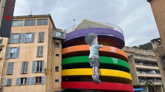 Grasse : La ville qui ose un musée à ciel ouvert 