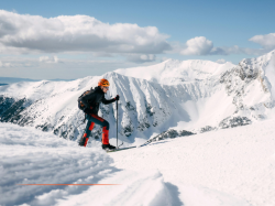 Alpes 2030 : le COJOP veut élargir la place du ski-alpinisme aux Jeux