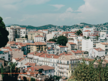 Cannes : la Ville cède plusieurs biens pour renforcer l'offre de logements durables et sociaux