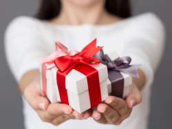 « Opération Paquets Cadeaux » Handicap International à Nice : bénévoles bienvenus !