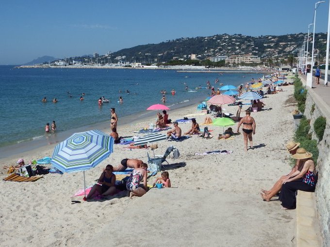 Antibes Juan-les-Pins (…)