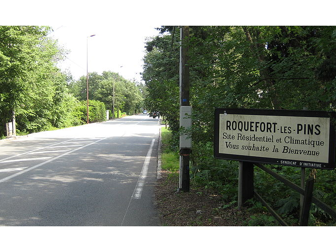 ROQUEFORT LES PINS : (…)