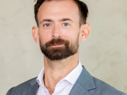 Julien Barthélémy prend la direction de la restauration d'AREV Saint-Tropez