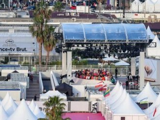 Festival de Cannes : la Mairie de Cannes distribue des places aux Cannois pour assister aux projections officielles