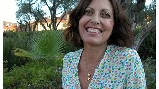 Lina Cappellini : elle cultive une plateforme potagère pour développer les jardins