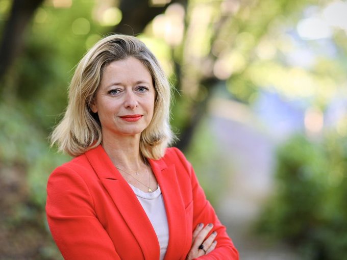 Anne Sophie Peyran, (…)