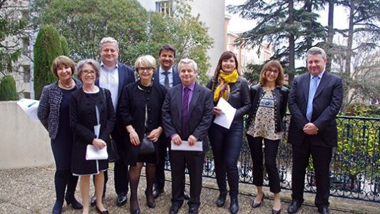 Les premiers notaires formés au règlement pacifié des conflits ont reçu leurs agréments de médiateurs à Aix