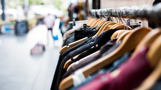 La Poste soutient le commerce local avec sa plateforme "Ma Ville Mon Shopping"
