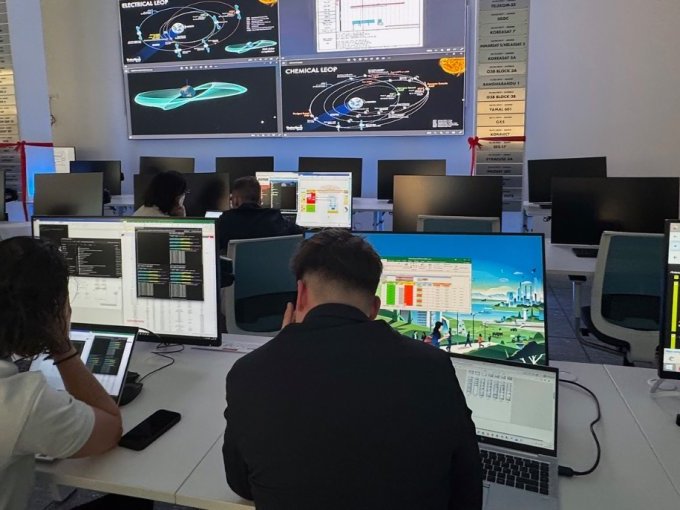 Thales Alenia Space (…)