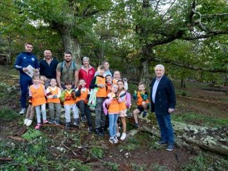 Au Lavandou, les écoliers découvrent la vie d'une châtaigneraie