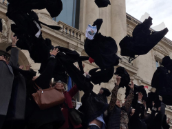 L'avocat, sa robe, son serment, par Me Alexandre-Guillaume TOLLINCHI