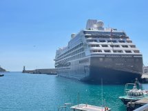 Croisières sur la Côte d'Azur : l'État propose une régulation, Nice et Cannes jugent les mesures insuffisantes