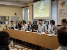 À Grasse, la chaire dédiée aux parfums, arômes et cosmétiques passe à l'action