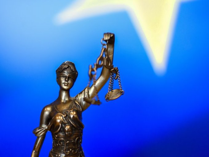 État de droit : l'UE (…)