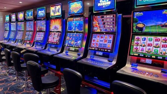 Casinos : pourquoi la Côte d'Azur reste une terre de jeu