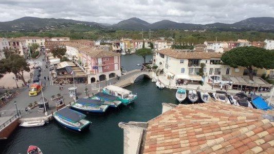  Port-Grimaud, un patrimoine privé au cœur d'un bras de fer public