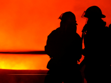 Sapeurs-pompiers : neuf syndicats appellent à renforcer les moyens et les effectifs
