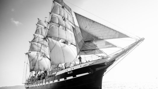 Cannes accueille le Belem pour son hivernage