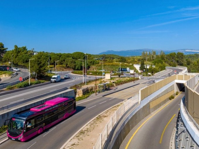 Keolis reconduit pour (…)