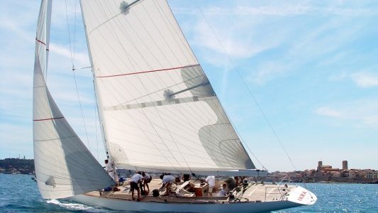 Antibes célèbre son héritage maritime avec une année 2026 riche en événements nautiques