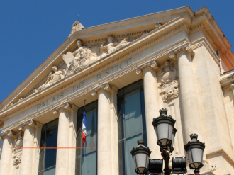 Homicide familial à Nice : un mineur de 13 ans mis en examen