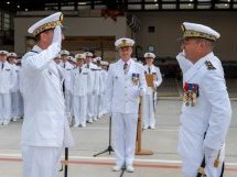 À Hyères, le contre-amiral David Desfougères, patron des 4 450 marins du ciel