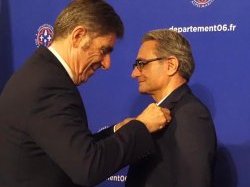 Remise de la Légion d'Honneur au Professeur Emmanuel Barranger