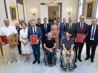 Monaco poursuit le réemploi des équipements numériques des établissements scolaires