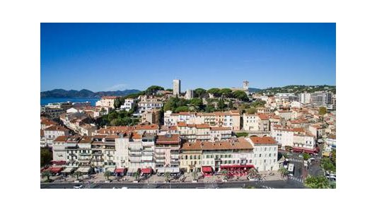 La Mairie de Cannes révise son Règlement Local de Publicité afin de protéger les paysages et réduire la pollution visuelle