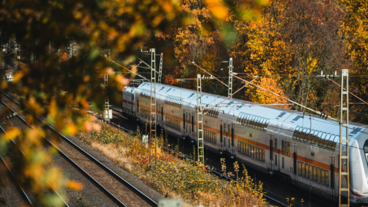 L'Europe inscrit l'axe ferroviaire Marseille–Gênes parmi ses projets prioritaires