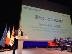 Menace sur les fonds européens : "ne pas couper les citoyens de l'idéal européen"