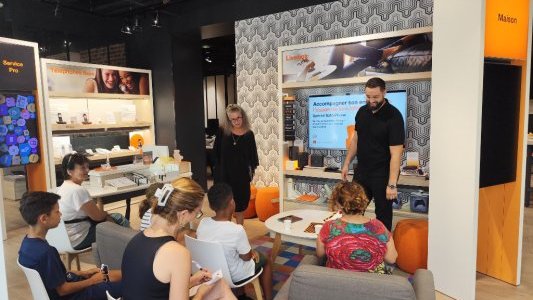 Orange présente à Cannes son dispositif SaferPhone pour un numérique plus sûr pour les jeunes