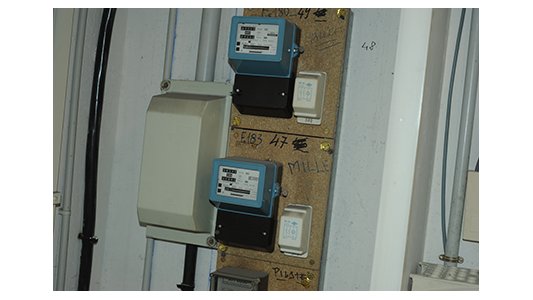 Les vieux compteurs électriques du 06 et 83 recyclés à antibes