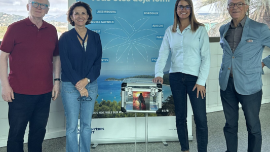 L'aéroport de Hyères récolte 1 500€ au profit des sapeurs-pompiers du Var