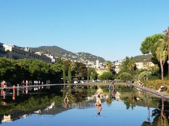 Le miroir d'eau de la Promenade du Paillon se refait une beauté !