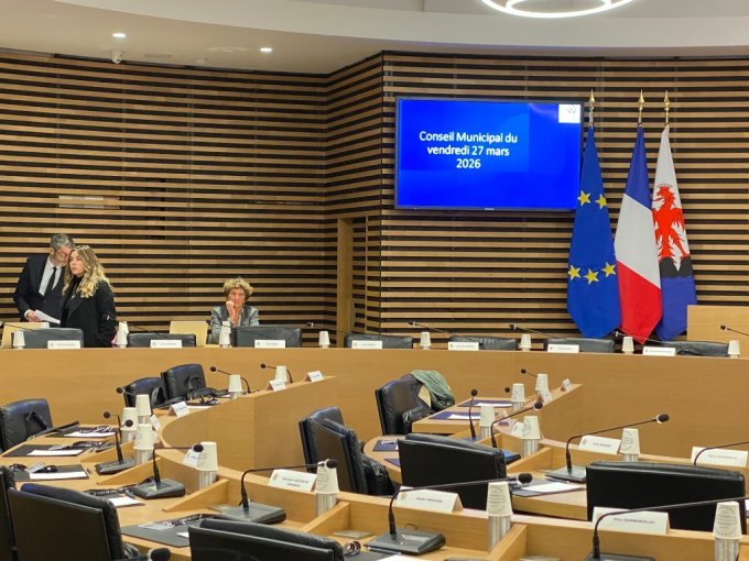 Premières mesures et (…)