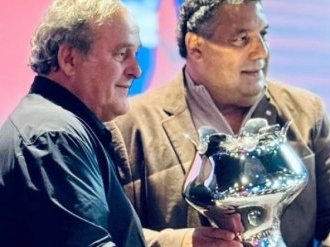 Serge Blanco sacré Légende du sport à Nice
