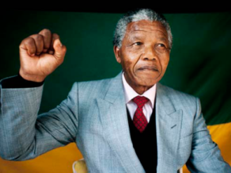In memoriam : Nelson Mandela. De l'apartheid au rôle du sport pour la résolution des conflits et la coexistence sociale
