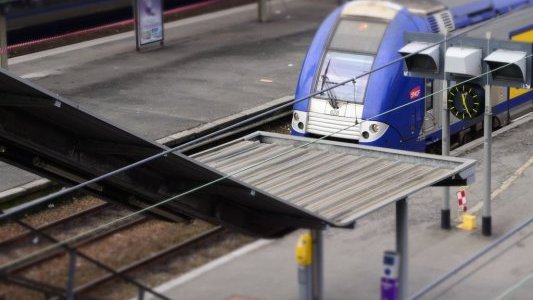La Re ?gion Sud, 1ère Re ?gion a ? ouvrir a ? la concurrence 30% de son offre TER