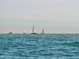 Le préfet maritime de la Méditerranée précise les mesures d'allégement du confinement en mer 