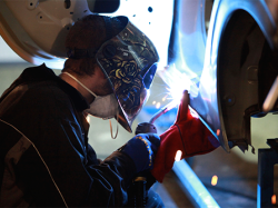 5 jeunes de PACA en compétition dans le pôle automobile pour les Finales Nationales des Olympiades des Métiers