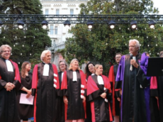 Remise du diplôme de « Docteur Honoris Causa » d'Université Côte d'Azur au guitariste John McLaughlin