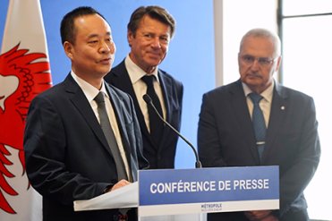 Aéroport : quand la Chine s'éveille au tourisme et aux affaires sur la Côte